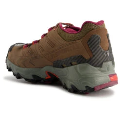 La Sportiva Women's Ultra Raptor II Leather Wide GTX - Multisport Shoes -ALPINE TREK SHOES la sportiva womens ultra raptor ii leather wide gtx multisport shoes detail 5