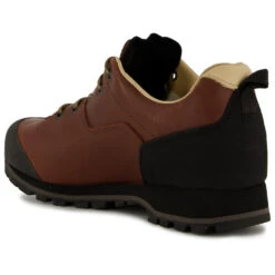 Lundhags Stuore Low - Multisport Shoes 15 Lundhags Stuore Low - Multisport Shoes -ALPINE TREK SHOES lundhags stuore low multisport shoes detail 5