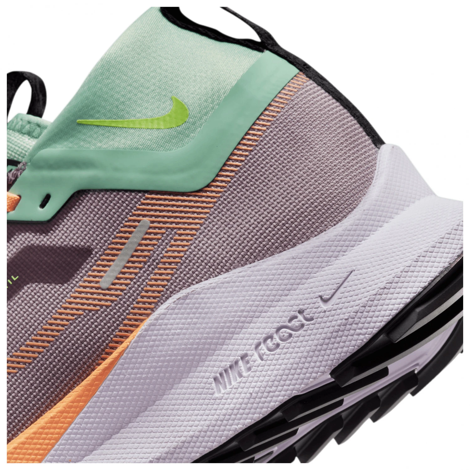 Nike Women's React Pegasus Trail 4 GTX - Trail Running Shoes 6 Nike Women's React Pegasus Trail 4 GTX - Trail Running Shoes - Image 4
