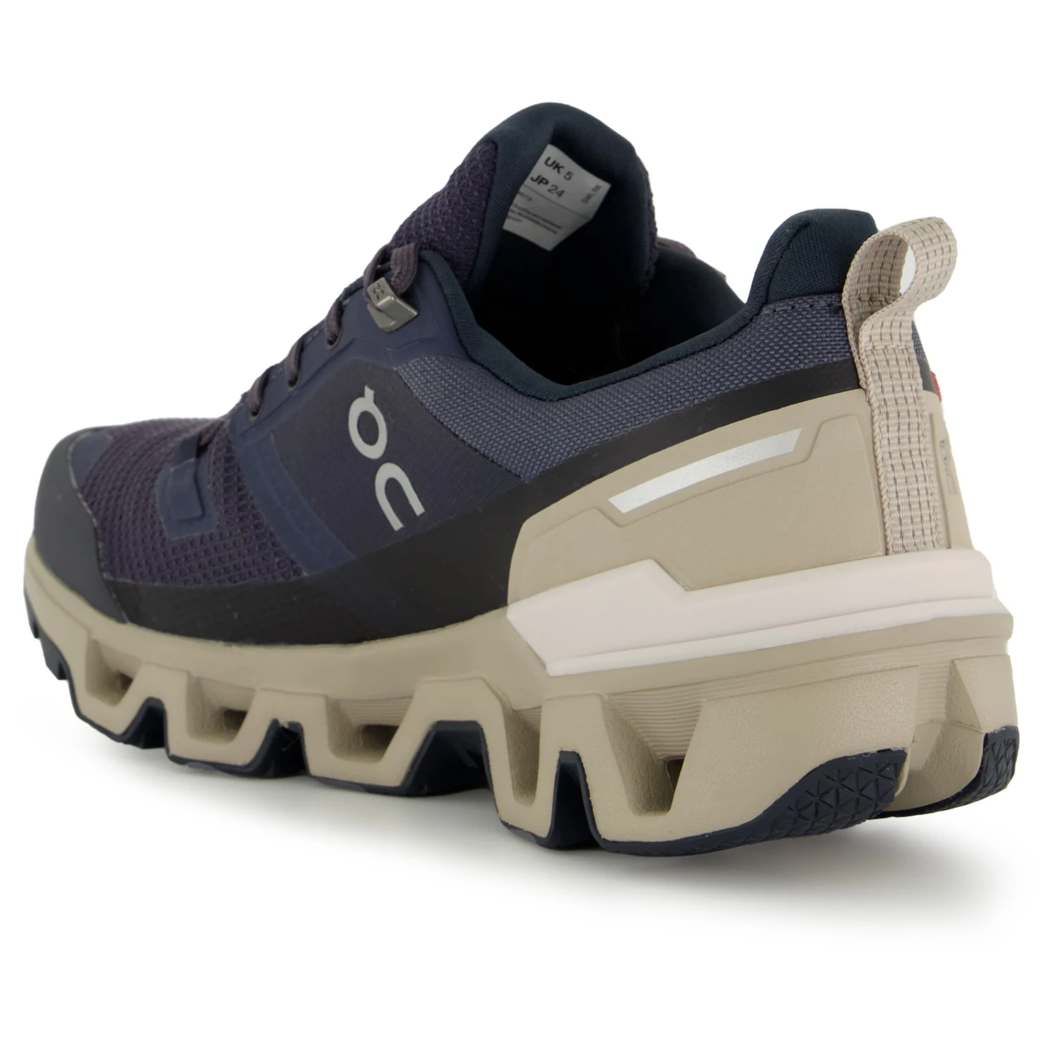 On Women's Cloudwander Waterproof - Multisport Shoes 7 On Women's Cloudwander Waterproof - Multisport Shoes - Image 5